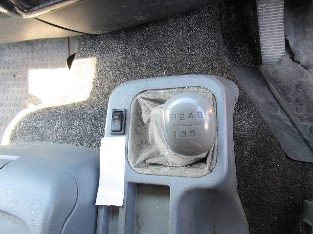 三菱ふそうファイターアルミブロック増トン（6t・8t）[写真28]