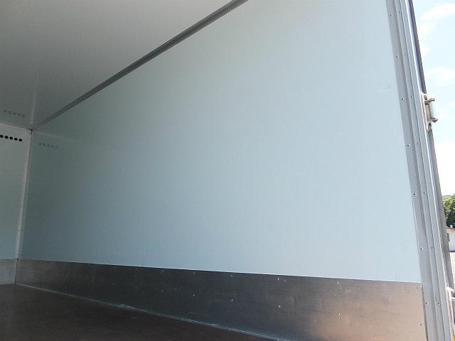 日野デュトロパネルバン小型（2t・3t）[写真23]