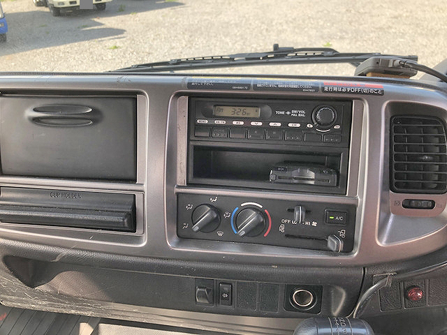 日野レンジャークレーン4段中型（4t）[写真29]