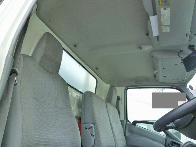 日野デュトロ冷凍車（冷蔵車）小型（2t・3t）[写真13]