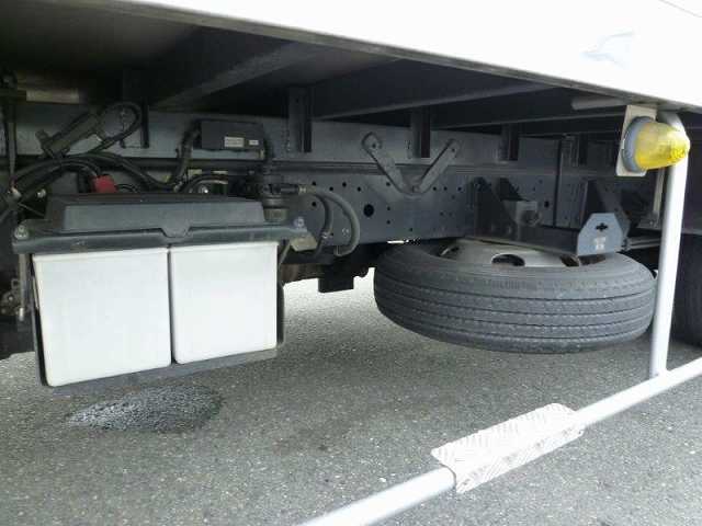 日野デュトロ冷凍車（冷蔵車）小型（2t・3t）[写真30]