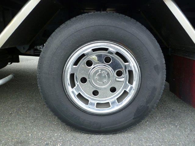 日野デュトロ冷凍車（冷蔵車）小型（2t・3t）[写真32]