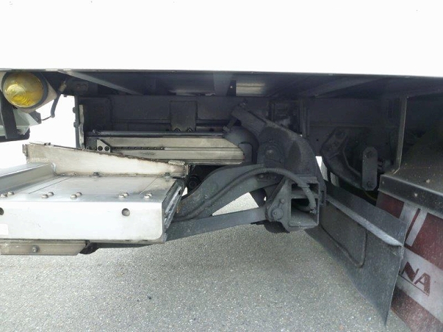 日野デュトロ冷凍車（冷蔵車）小型（2t・3t）[写真35]