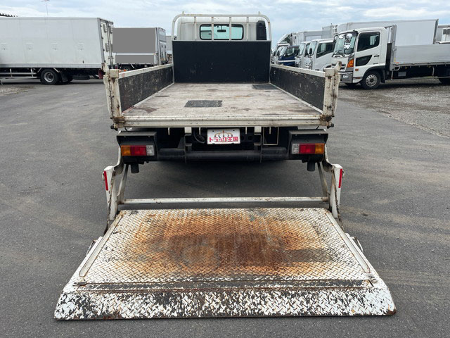 日野デュトロ平ボディ小型（2t・3t）[写真12]