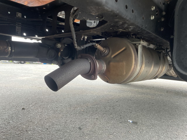 日野デュトロ平ボディ小型（2t・3t）[写真22]