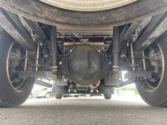 日野デュトロ平ボディ小型（2t・3t）[写真23]