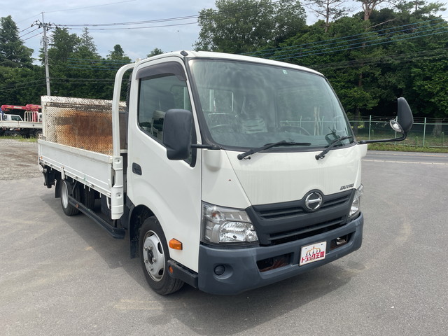 日野デュトロ平ボディ小型（2t・3t）[写真03]
