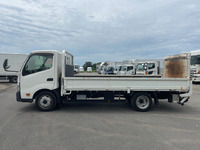 日野デュトロ平ボディ小型（2t・3t）[写真05]