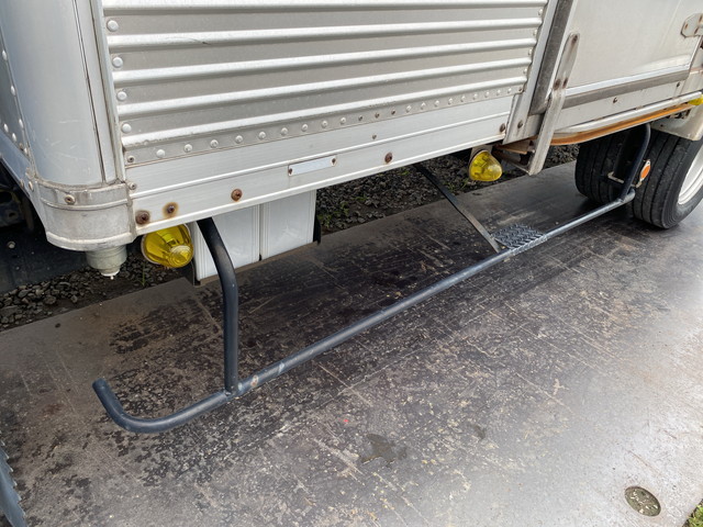 日産アトラスアルミバン小型（2t・3t）[写真17]