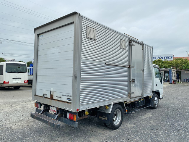 日産アトラスアルミバン小型（2t・3t）[写真02]