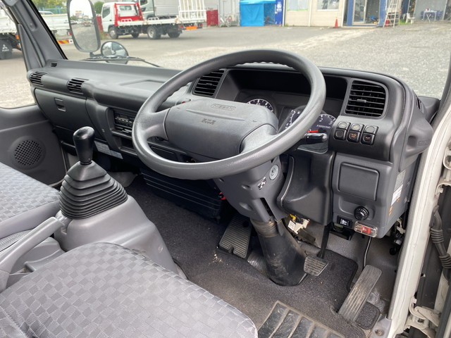 日産アトラスアルミバン小型（2t・3t）[写真31]