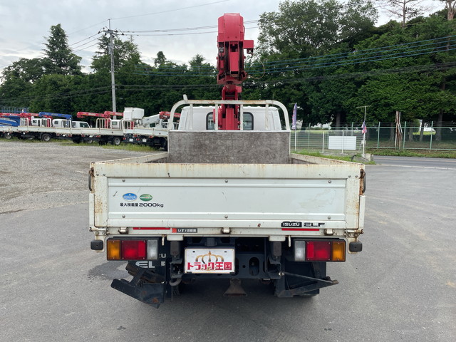 いすゞエルフユニック3段小型（2t・3t）[写真11]