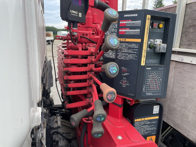 いすゞエルフユニック3段小型（2t・3t）[写真14]