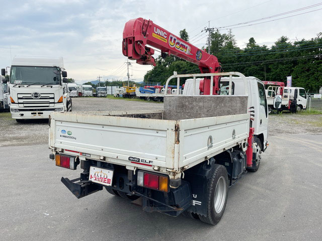 いすゞエルフユニック3段小型（2t・3t）[写真02]