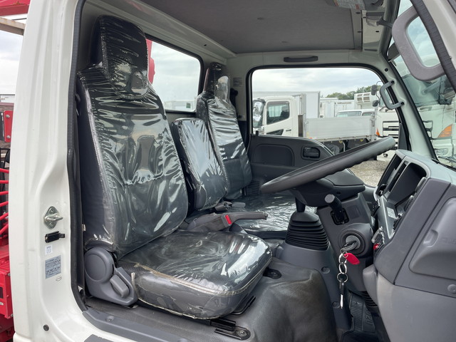 いすゞエルフユニック3段小型（2t・3t）[写真33]