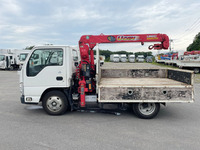 いすゞエルフユニック3段小型（2t・3t）[写真06]