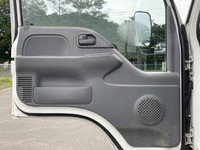 いすゞエルフクレーン3段小型（2t・3t）[写真28]