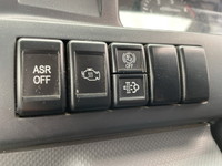 いすゞエルフクレーン3段小型（2t・3t）[写真36]