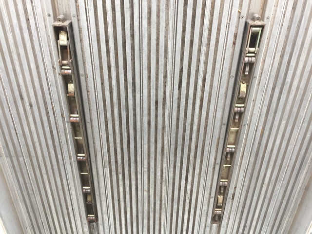 いすゞエルフ冷凍車（冷蔵車）小型（2t・3t）[写真16]