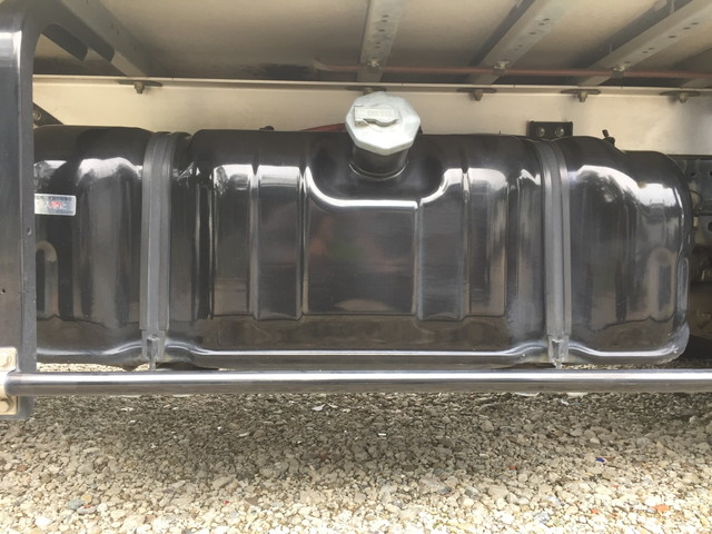 いすゞエルフ冷凍車（冷蔵車）小型（2t・3t）[写真21]