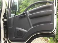 いすゞエルフ冷凍車（冷蔵車）小型（2t・3t）[写真28]