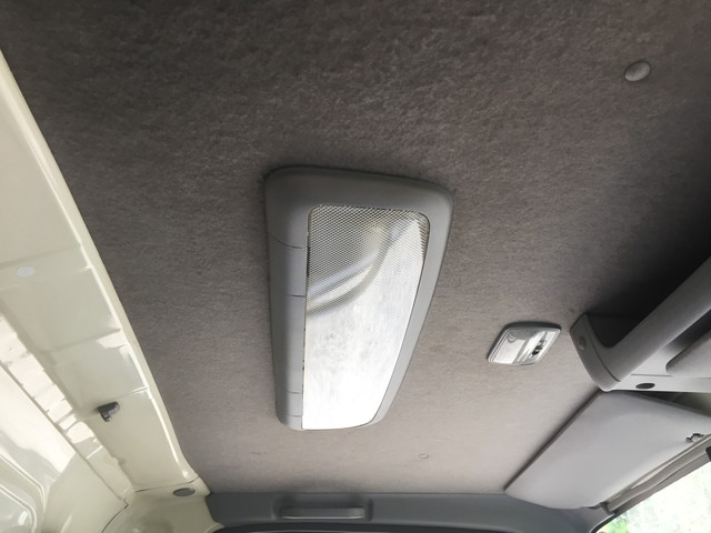 いすゞエルフ冷凍車（冷蔵車）小型（2t・3t）[写真33]