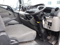 三菱ふそうキャンター平ボディ小型（2t・3t）[写真26]
