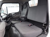 三菱ふそうキャンター平ボディ小型（2t・3t）[写真29]