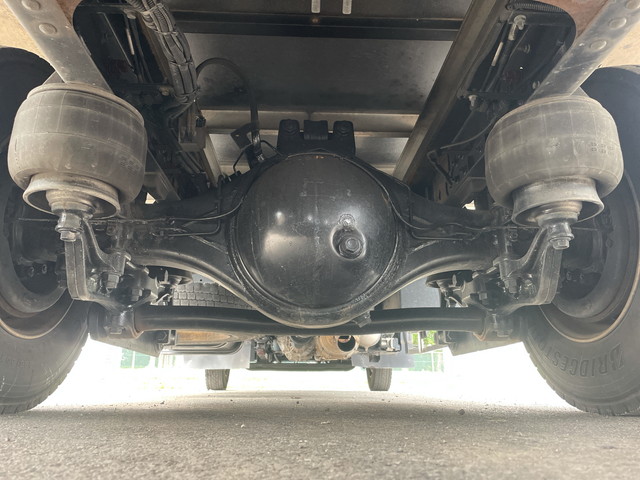 いすゞフォワード冷凍車（冷蔵車）中型（4t）[写真21]