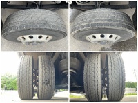 いすゞフォワード冷凍車（冷蔵車）中型（4t）[写真22]