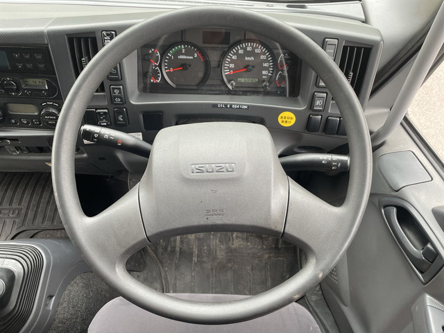 いすゞフォワード冷凍車（冷蔵車）中型（4t）[写真38]