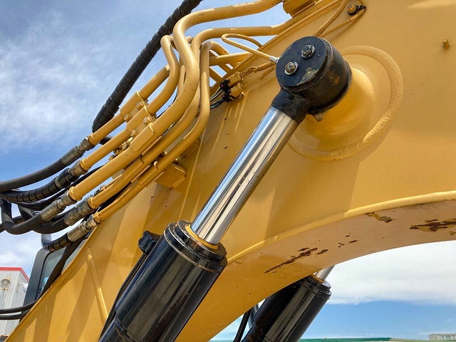 CATユンボ（バックホー）[写真24]