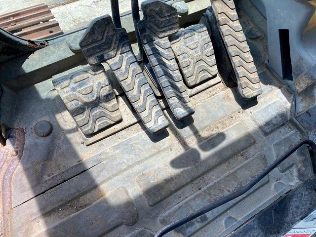 CATユンボ（バックホー）[写真35]