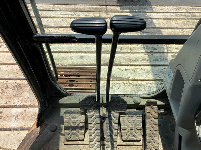 CATユンボ（バックホー）[写真36]