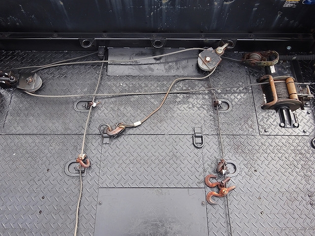 三菱ふそうキャンターセーフティローダー小型（2t・3t）[写真11]