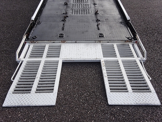 三菱ふそうキャンターセーフティローダー小型（2t・3t）[写真12]