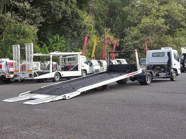 三菱ふそうキャンターセーフティローダー小型（2t・3t）[写真02]