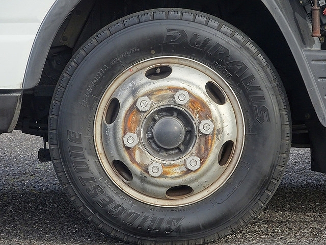 三菱ふそうキャンターセーフティローダー小型（2t・3t）[写真21]