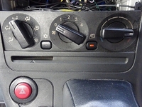 三菱ふそうキャンターセーフティローダー小型（2t・3t）[写真32]