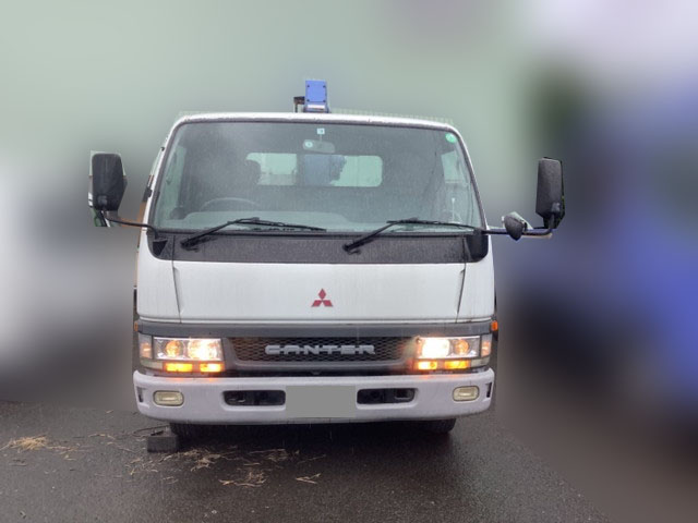 三菱ふそうキャンタークレーン4段小型（2t・3t）[写真03]