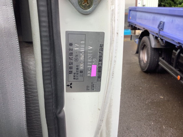 三菱ふそうキャンタークレーン4段小型（2t・3t）[写真35]