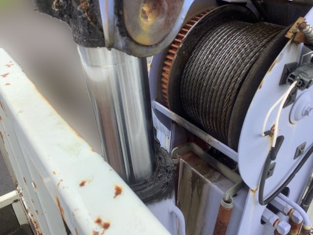 三菱ふそうキャンタークレーン4段小型（2t・3t）[写真08]