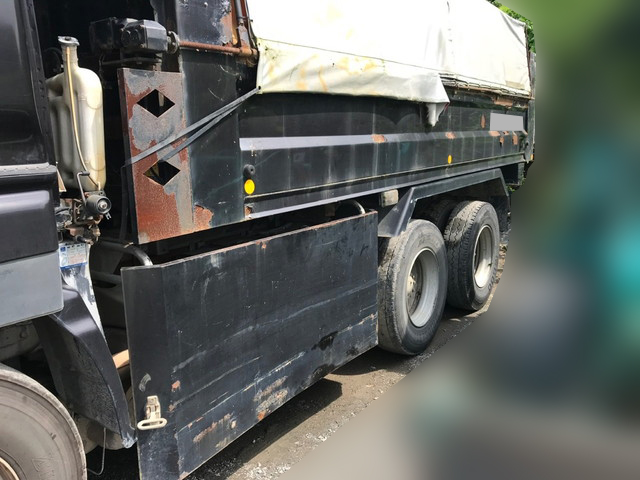 いすゞギガダンプ大型（10t）[写真05]