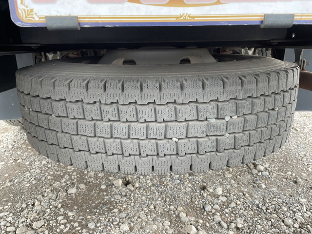 いすゞエルフ冷凍車（冷蔵車）小型（2t・3t）[写真22]