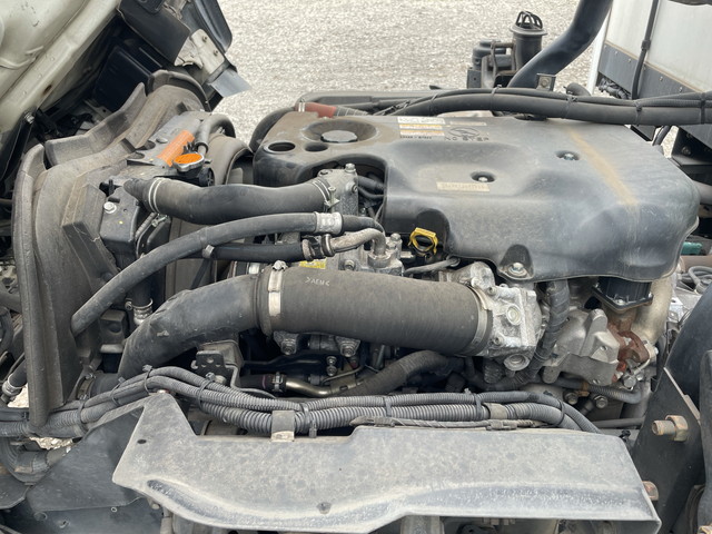 いすゞエルフ冷凍車（冷蔵車）小型（2t・3t）[写真27]