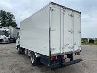 いすゞエルフ冷凍車（冷蔵車）小型（2t・3t）[写真04]