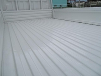 日産バネット平ボディ小型（2t・3t）[写真13]