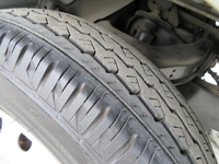 日産バネット平ボディ小型（2t・3t）[写真14]