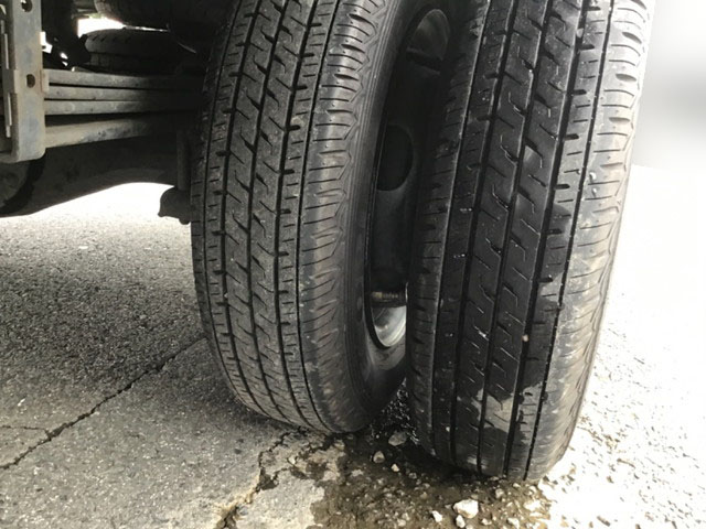 トヨタダイナ平ボディ小型（2t・3t）[写真08]