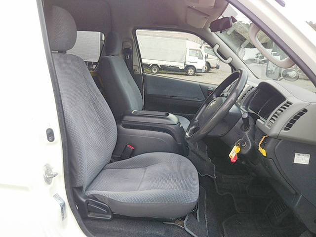 トヨタハイエース福祉車両[写真31]